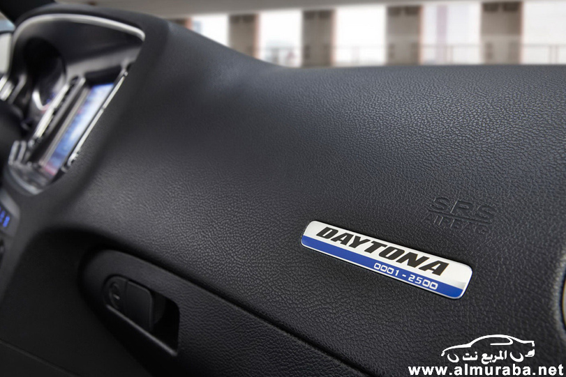 دودج تشارجر 2013 دايتونا V8 تنطلق من جديد لأول مرة من "معرض لوس أنجلوس" للسيارت بالصور 21